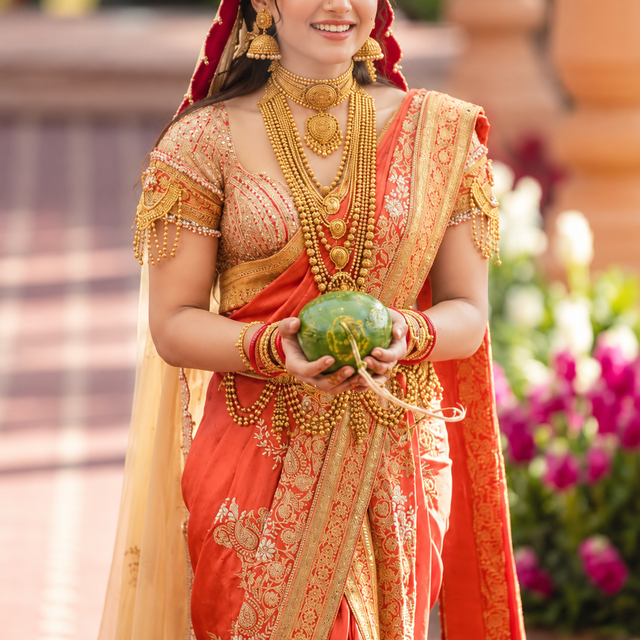 South Indian Bridal Portrait AI Prompt – Coral Saree