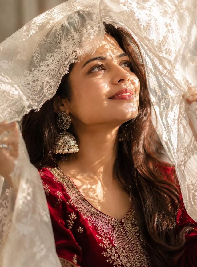 Cinematic Indian Bridal Portrait in Soft Light — photorealistic AI prompt
